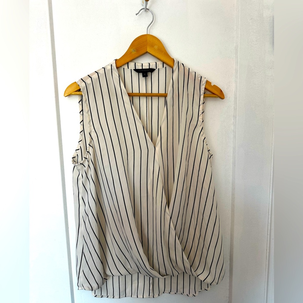 Banana Republic M Cream & Black striped Shell